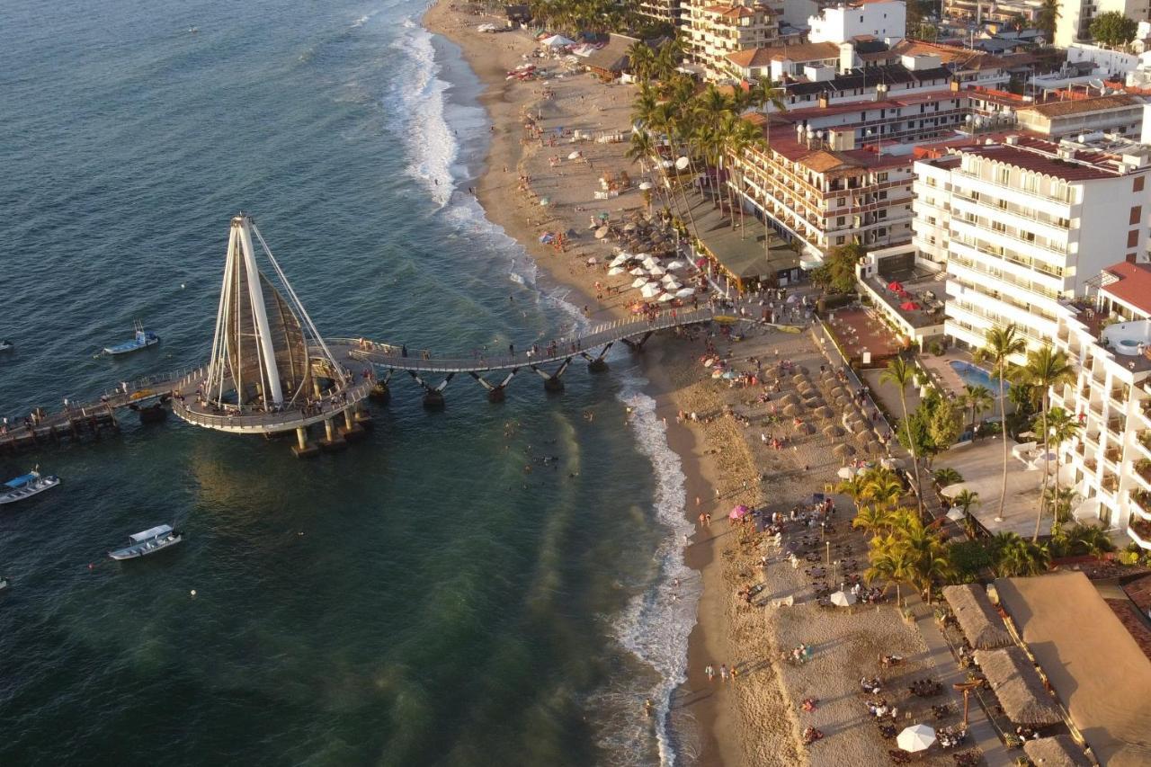 Emperador Vallarta Beachfront Hotel And Suites Puerto Vallarta Exterior foto