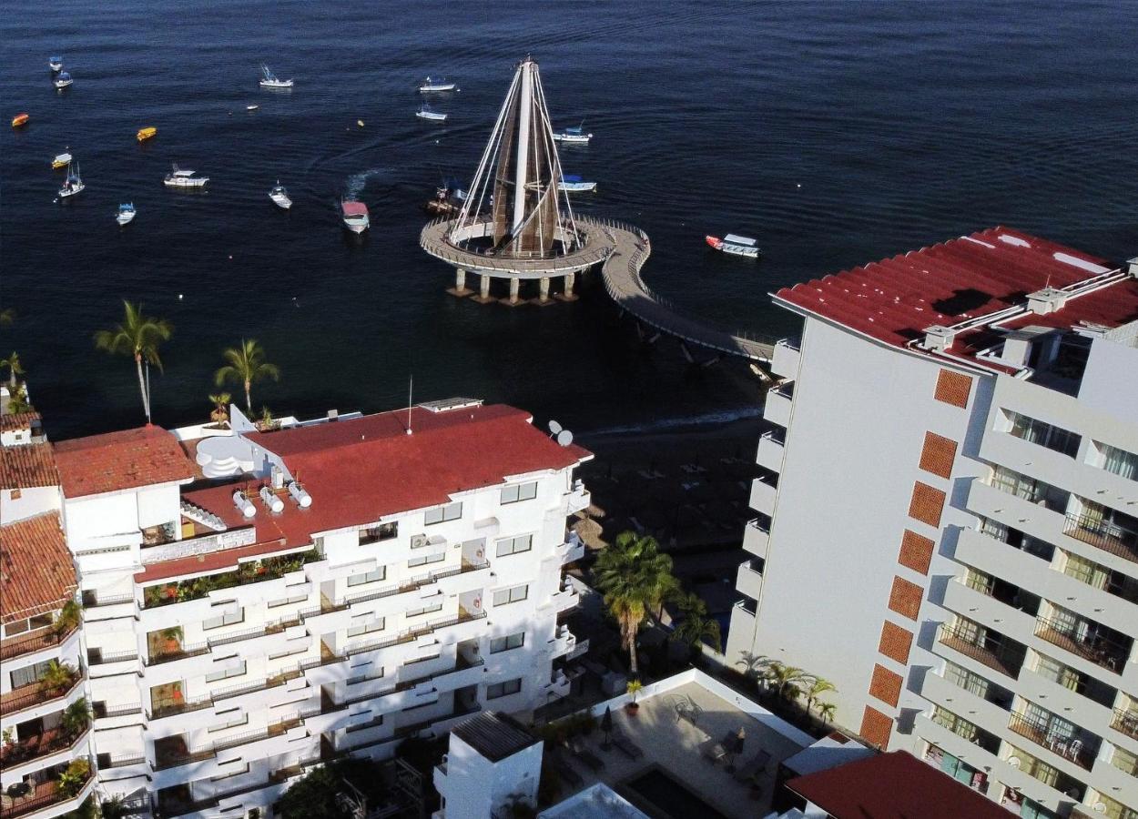 Emperador Vallarta Beachfront Hotel And Suites Puerto Vallarta Exterior foto